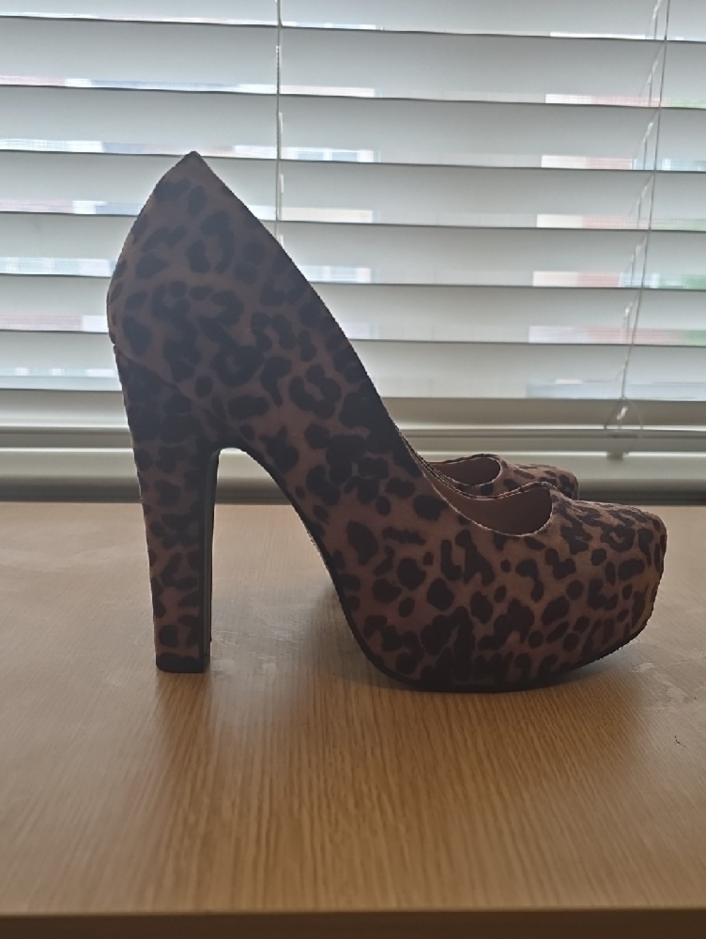 torrid Leopard-Print Platform Pumps in Brown and Black - Picture 2 of 6